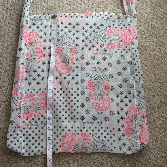 Free People sheer Gauze fabric shopping tote bag - Picture 3 of 4